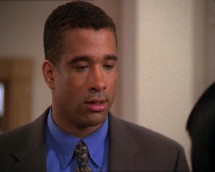Charmed-Online_dot_net-2x05TheDevilsMusic1378.jpg