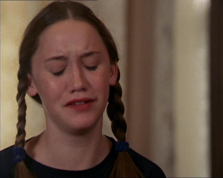 Charmed-Online_dot_net-2x05TheDevilsMusic1438.jpg