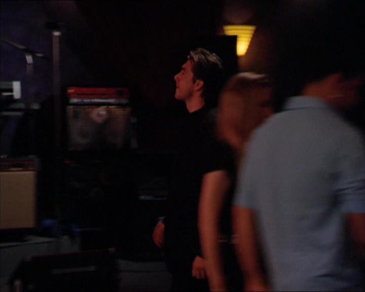 Charmed-Online_dot_net-2x05TheDevilsMusic1508.jpg