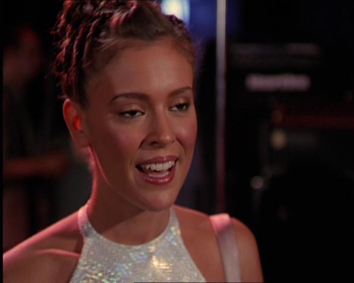 Charmed-Online_dot_net-2x05TheDevilsMusic1542.jpg