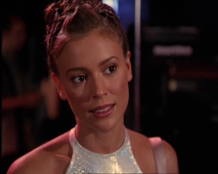 Charmed-Online_dot_net-2x05TheDevilsMusic1544.jpg