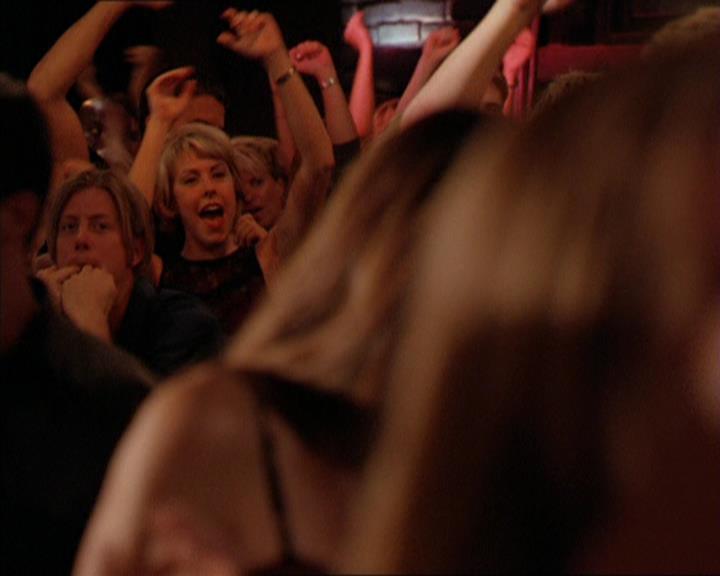 Charmed-Online_dot_net-2x05TheDevilsMusic1763.jpg