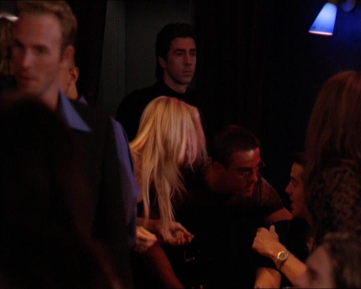 Charmed-Online_dot_net-2x05TheDevilsMusic1777.jpg