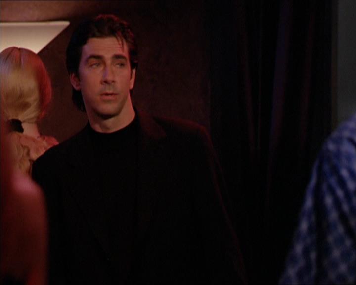 Charmed-Online_dot_net-2x05TheDevilsMusic1892.jpg