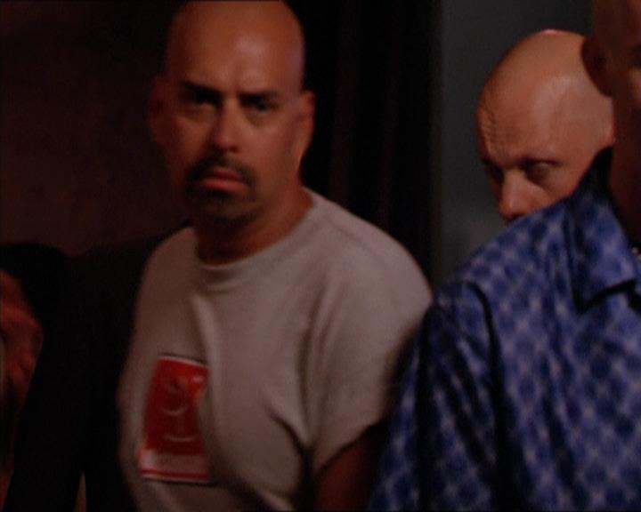 Charmed-Online_dot_net-2x05TheDevilsMusic1910.jpg