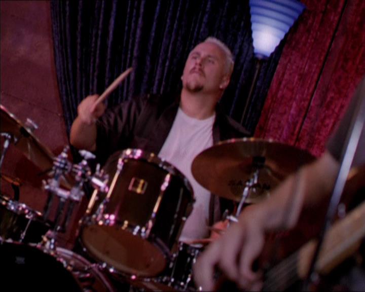 Charmed-Online_dot_net-2x05TheDevilsMusic1962.jpg