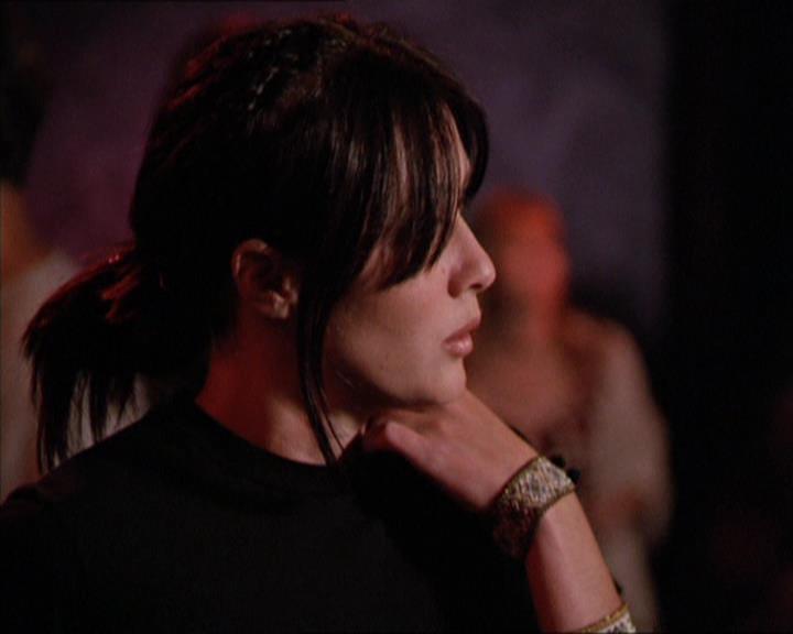 Charmed-Online_dot_net-2x05TheDevilsMusic2048.jpg