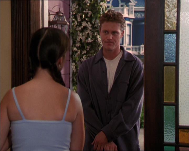 Charmed-Online_dot_net-2x05TheDevilsMusic2382.jpg
