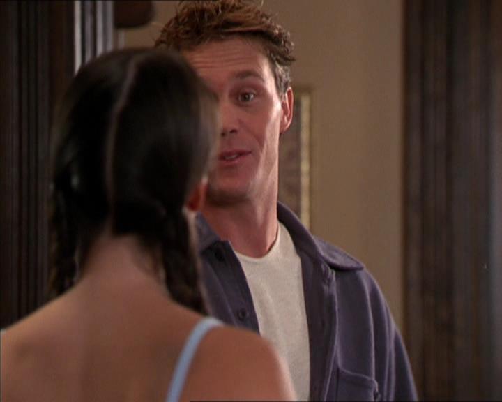 Charmed-Online_dot_net-2x05TheDevilsMusic2392.jpg