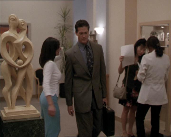 Charmed-Online-dot-net_205ShesaManBabyaMan0306.jpg