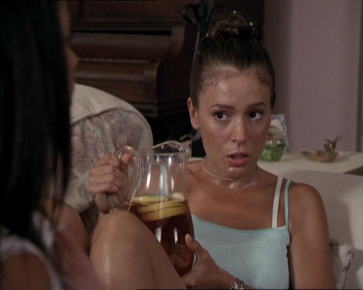 Charmed-Online-dot-net_205ShesaManBabyaMan0469.jpg
