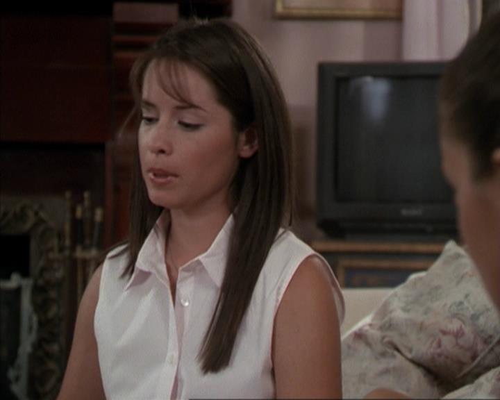 Charmed-Online-dot-net_205ShesaManBabyaMan0529.jpg