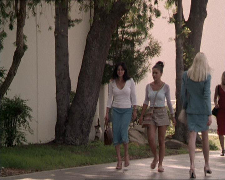 Charmed-Online-dot-net_205ShesaManBabyaMan0577.jpg
