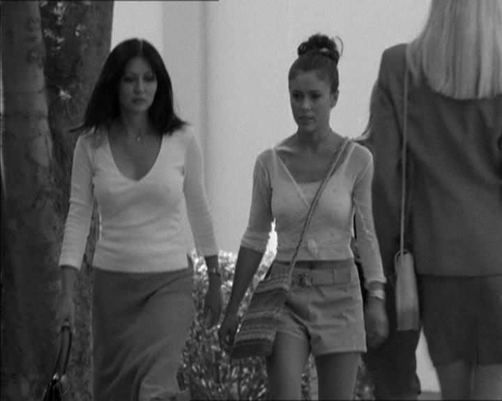 Charmed-Online-dot-net_205ShesaManBabyaMan0579.jpg