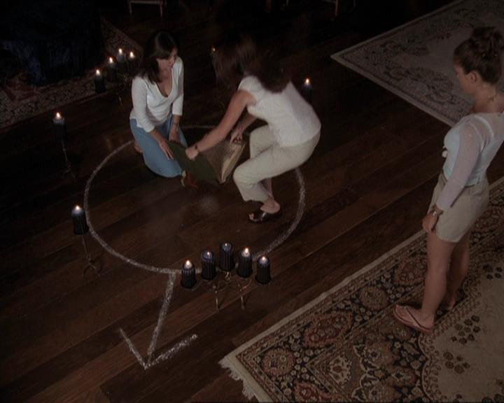 Charmed-Online-dot-net_205ShesaManBabyaMan0776.jpg