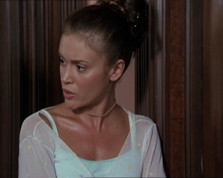 Charmed-Online-dot-net_205ShesaManBabyaMan0856.jpg