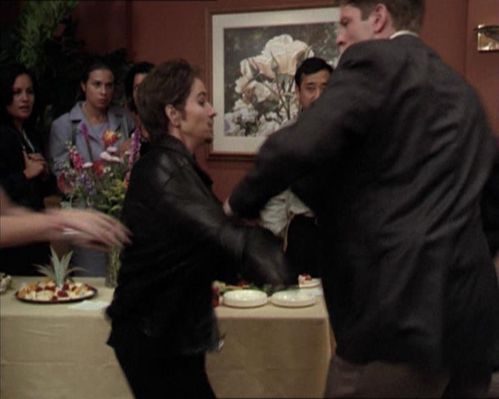 Charmed-Online-dot-net_205ShesaManBabyaMan1402.jpg