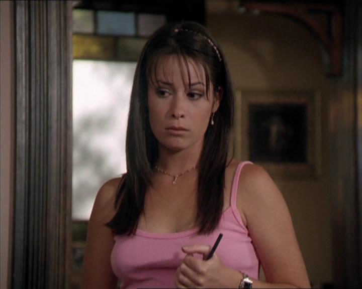 Charmed-Online-dot-net_205ShesaManBabyaMan1537.jpg