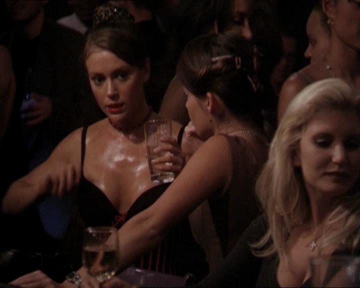 Charmed-Online-dot-net_205ShesaManBabyaMan1653.jpg