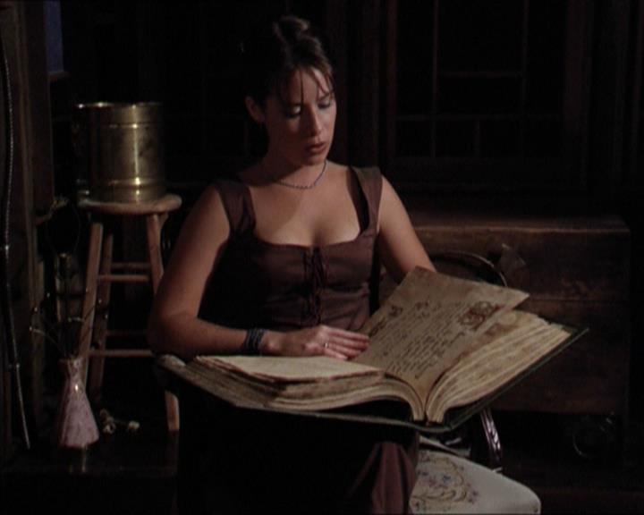 Charmed-Online-dot-net_205ShesaManBabyaMan1944.jpg