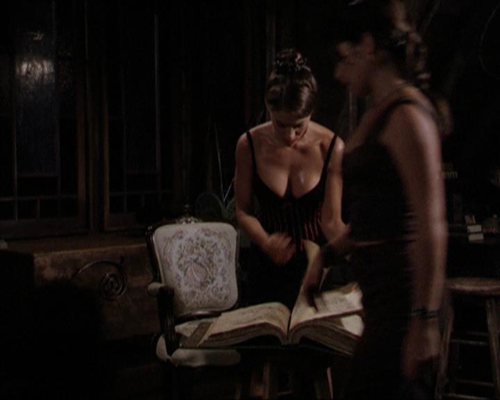 Charmed-Online-dot-net_205ShesaManBabyaMan2006.jpg