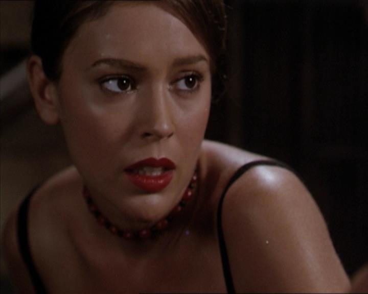 Charmed-Online-dot-net_205ShesaManBabyaMan2145.jpg