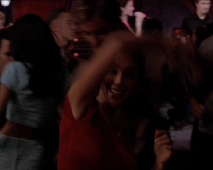 Charmed-Online-dot-net_205ShesaManBabyaMan2322.jpg
