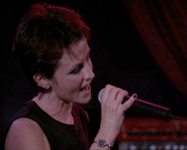 Charmed-Online-dot-net_205ShesaManBabyaMan2357.jpg