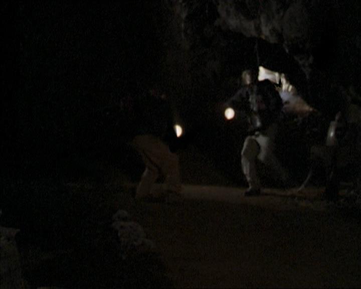 Charmed-Online-dot-net_206ThatOldBlackMagic0053.jpg