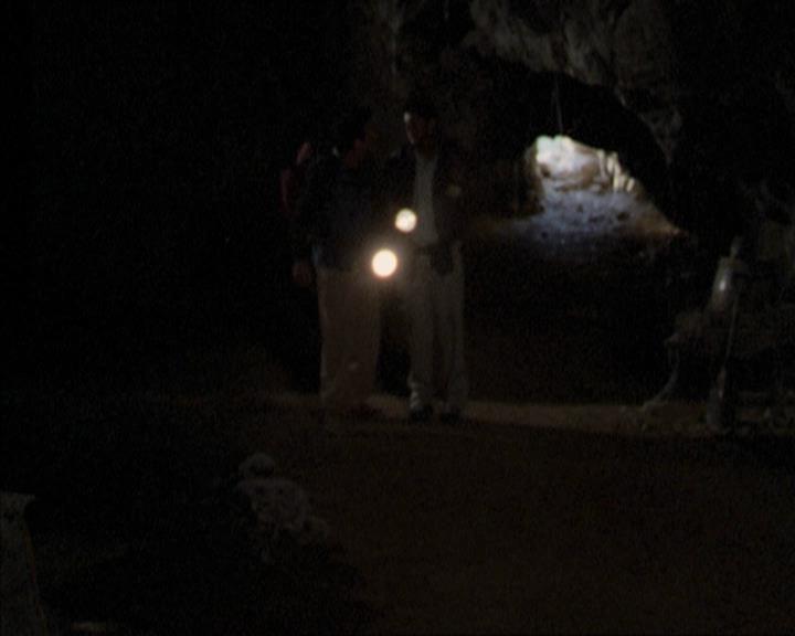 Charmed-Online-dot-net_206ThatOldBlackMagic0057.jpg
