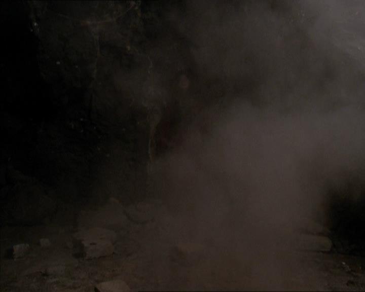 Charmed-Online-dot-net_206ThatOldBlackMagic0101.jpg