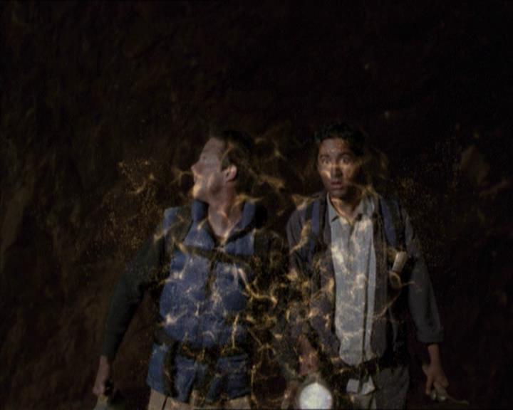 Charmed-Online-dot-net_206ThatOldBlackMagic0144.jpg