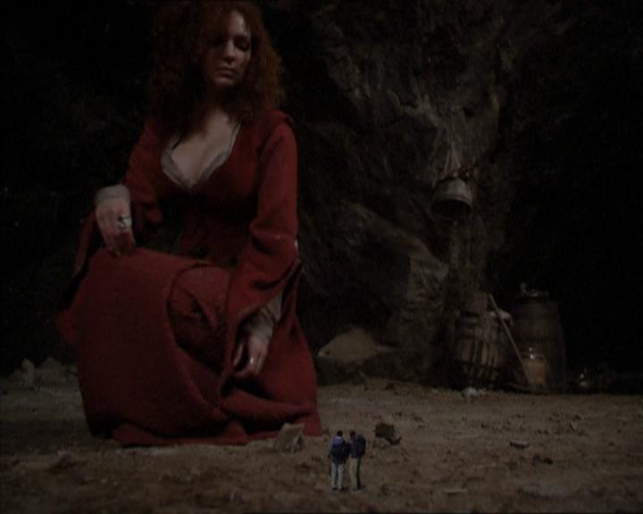 Charmed-Online-dot-net_206ThatOldBlackMagic0165.jpg