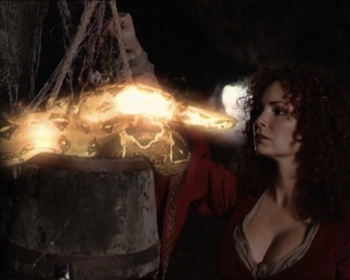 Charmed-Online-dot-net_206ThatOldBlackMagic0192.jpg