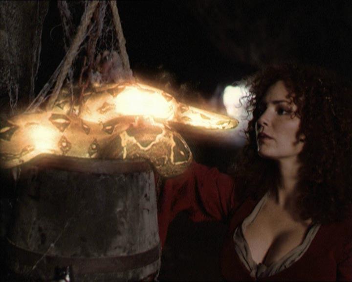 Charmed-Online-dot-net_206ThatOldBlackMagic0193.jpg