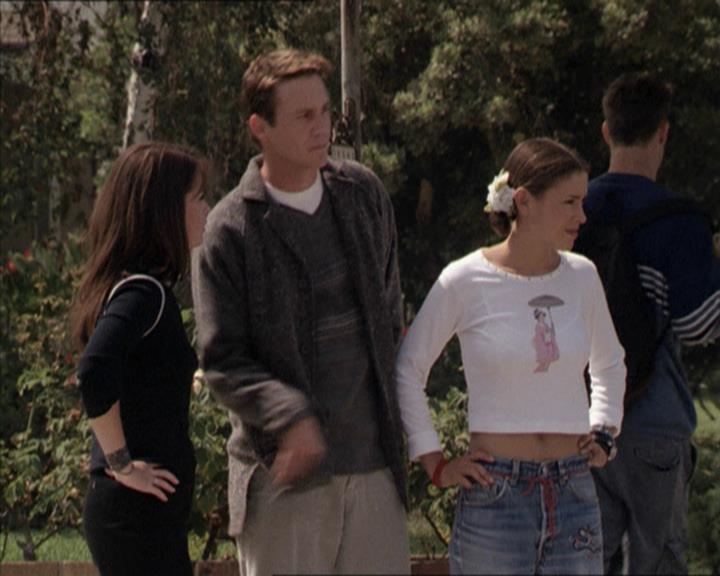 Charmed-Online-dot-net_206ThatOldBlackMagic0657.jpg