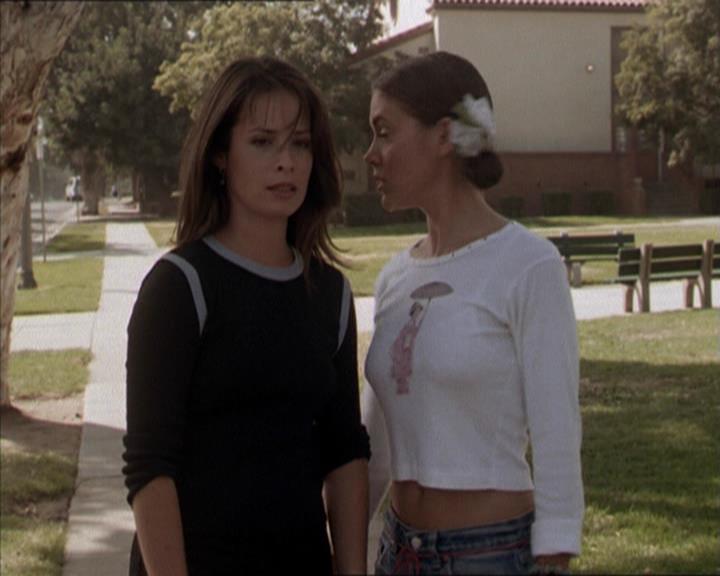 Charmed-Online-dot-net_206ThatOldBlackMagic0726.jpg