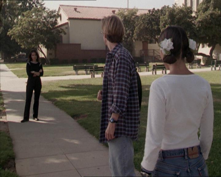Charmed-Online-dot-net_206ThatOldBlackMagic0735.jpg