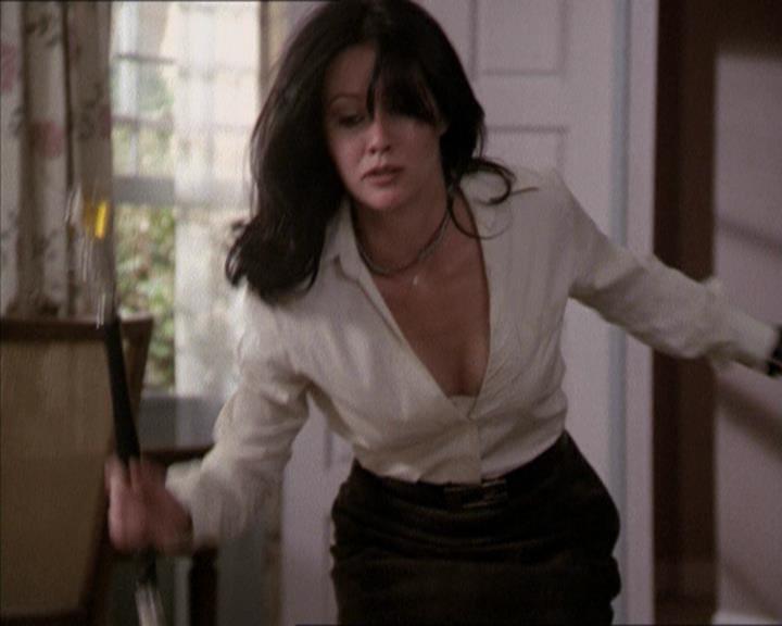 Charmed-Online-dot-net_206ThatOldBlackMagic0812.jpg