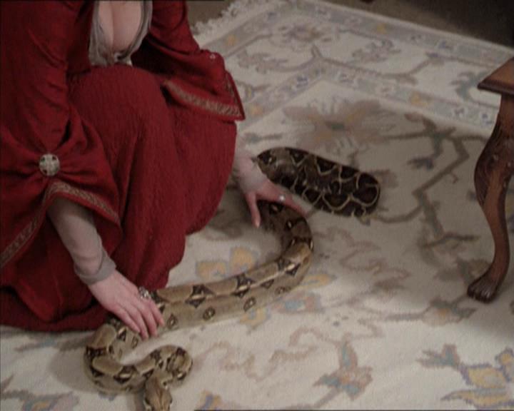 Charmed-Online-dot-net_206ThatOldBlackMagic0826.jpg