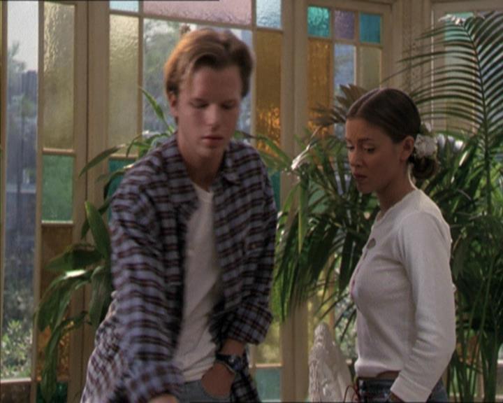 Charmed-Online-dot-net_206ThatOldBlackMagic0917.jpg