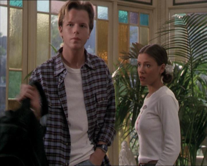 Charmed-Online-dot-net_206ThatOldBlackMagic0918.jpg