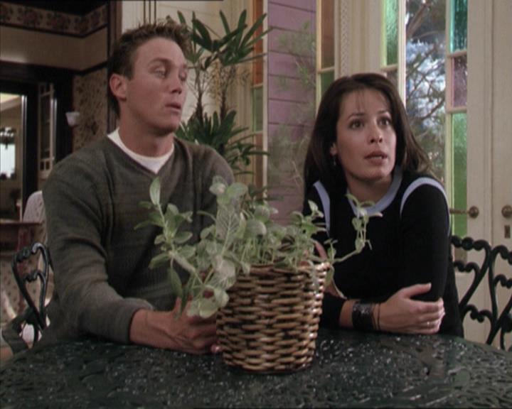 Charmed-Online-dot-net_206ThatOldBlackMagic0921.jpg