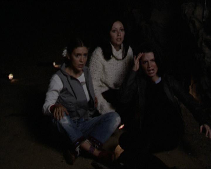 Charmed-Online-dot-net_206ThatOldBlackMagic1478.jpg