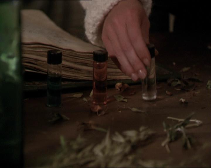 Charmed-Online-dot-net_206ThatOldBlackMagic2010.jpg