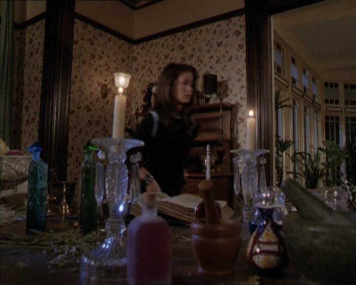 Charmed-Online-dot-net_206ThatOldBlackMagic2017.jpg