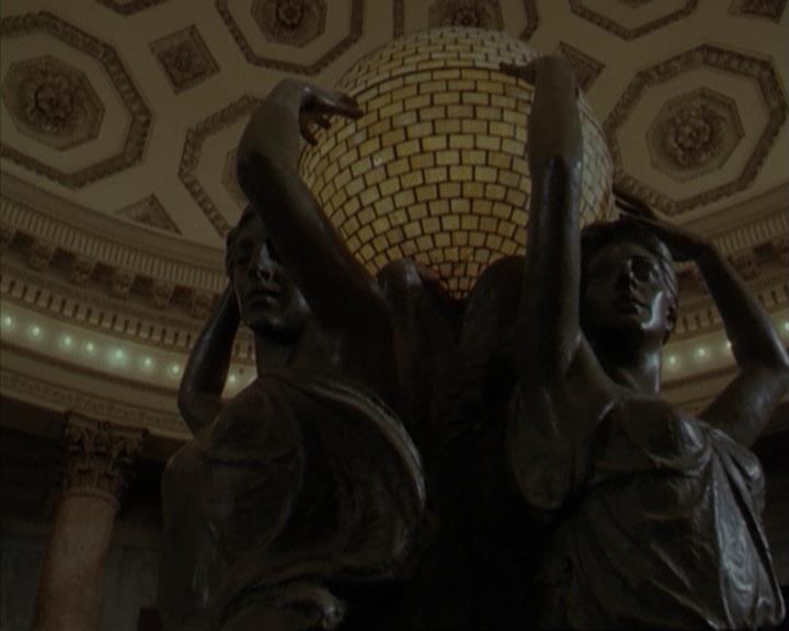 Charmed-Online-dot-net_207TheyreEverywhere0000.jpg