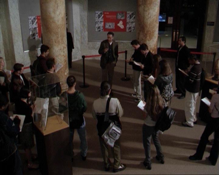 Charmed-Online-dot-net_207TheyreEverywhere0021.jpg