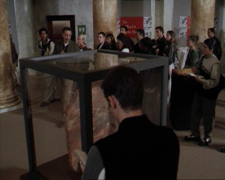 Charmed-Online-dot-net_207TheyreEverywhere0029.jpg