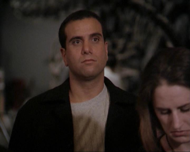 Charmed-Online-dot-net_207TheyreEverywhere0055.jpg